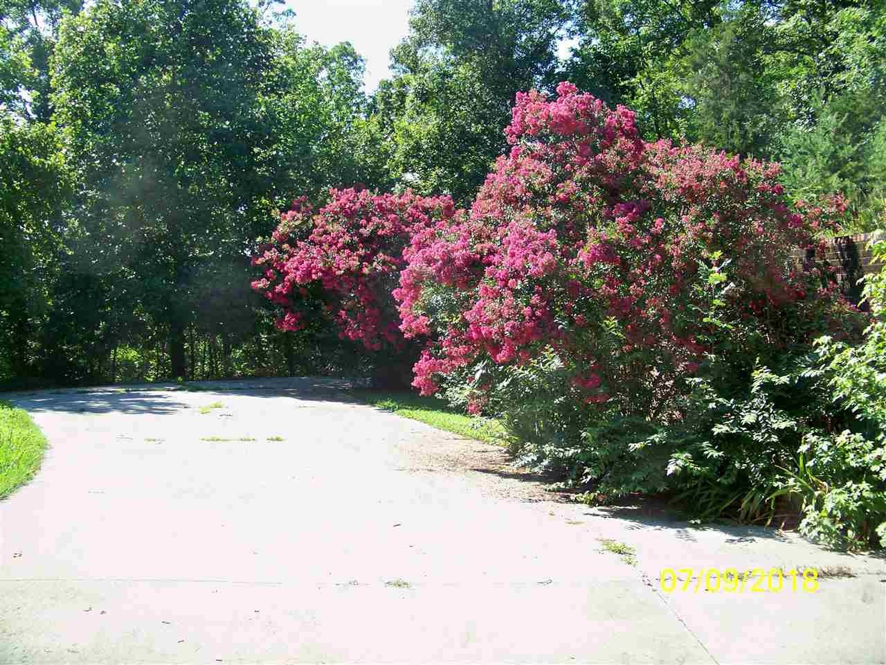 2683 Highway 30 Decatur, TN 37322 - Photo 12 of 47 a picture of flowers
