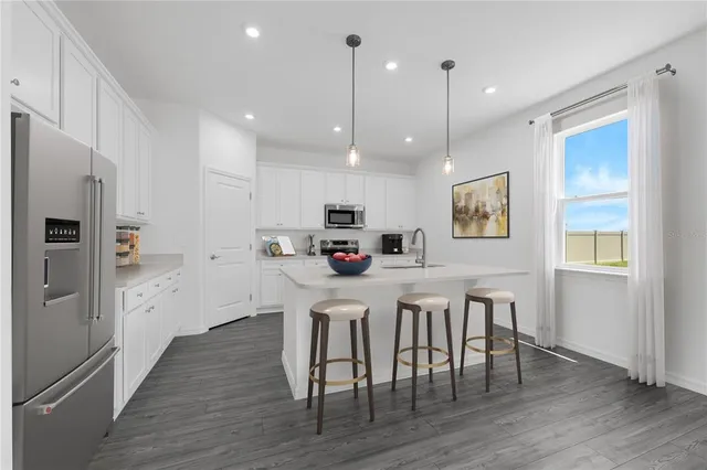 $398,990 | 1748 Blue Lagoon Circle, Mascotte, FL 34753