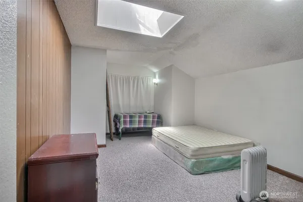 $1,300,000 | 9402 48th Avenue East, Tacoma, WA 98446