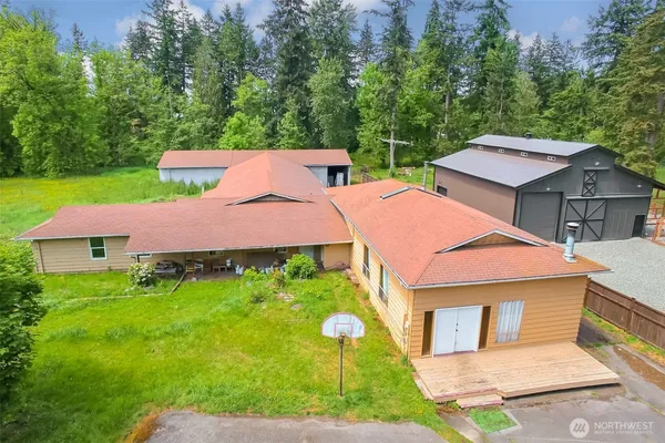 $1,300,000 | 9402 48th Avenue East, Tacoma, WA 98446
