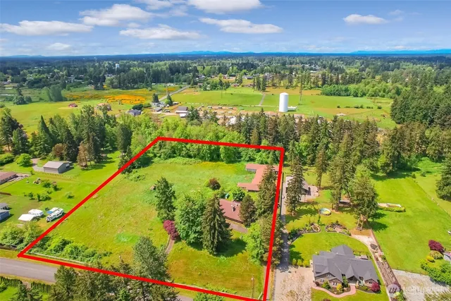 $1,300,000 | 9402 48th Avenue East, Tacoma, WA 98446