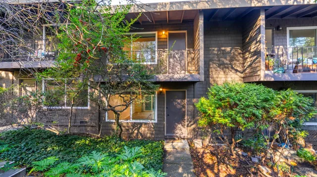 $589,000 | 1411 Casa Buena Drive, Unit 45, Corte Madera, CA 94925