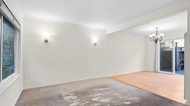 a view of entryway door of the house