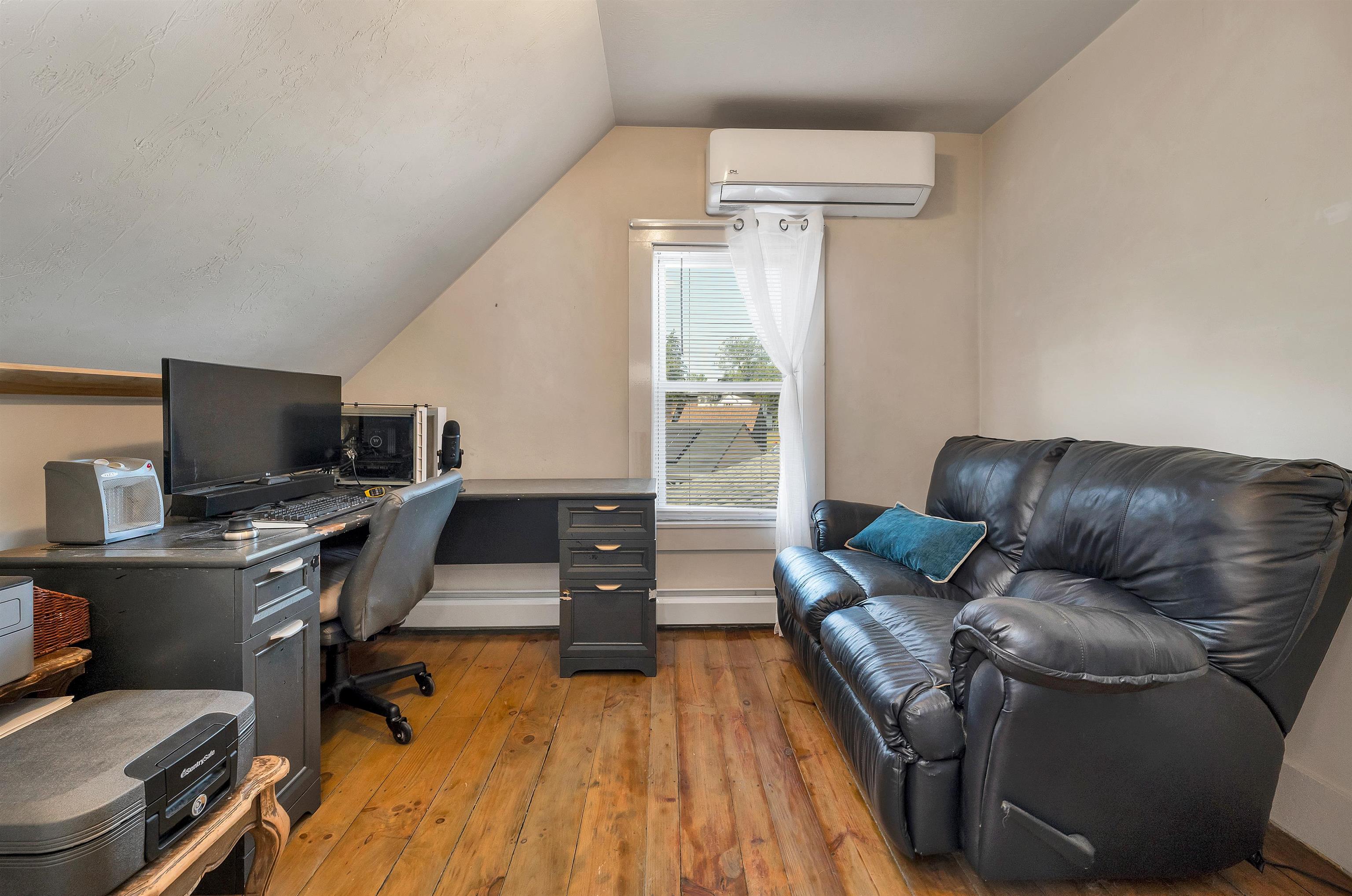 9 Hunt Avenue Franklin, NH 03235 - Photo 14 of 34