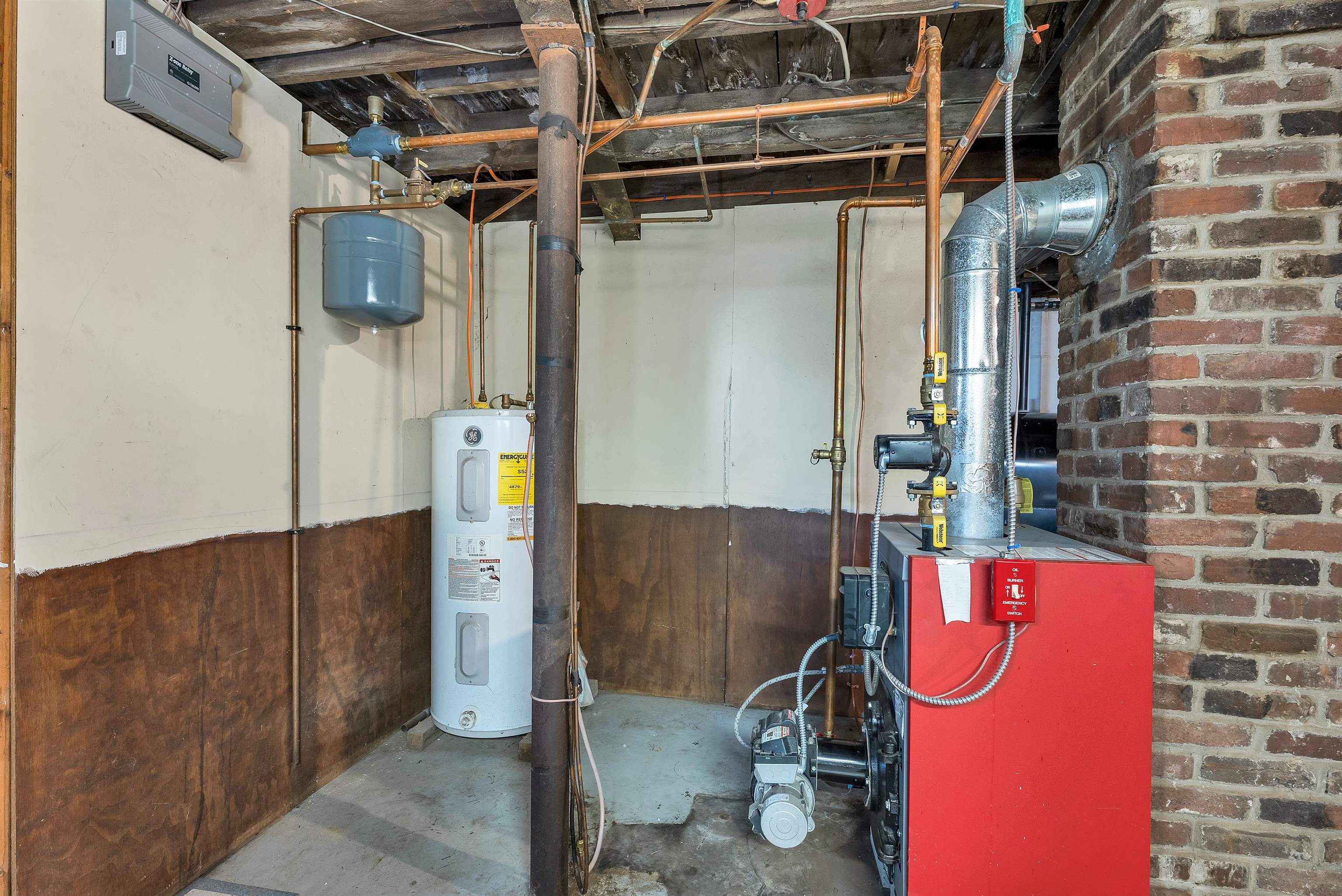 9 Hunt Avenue Franklin, NH 03235 - Photo 27 of 34