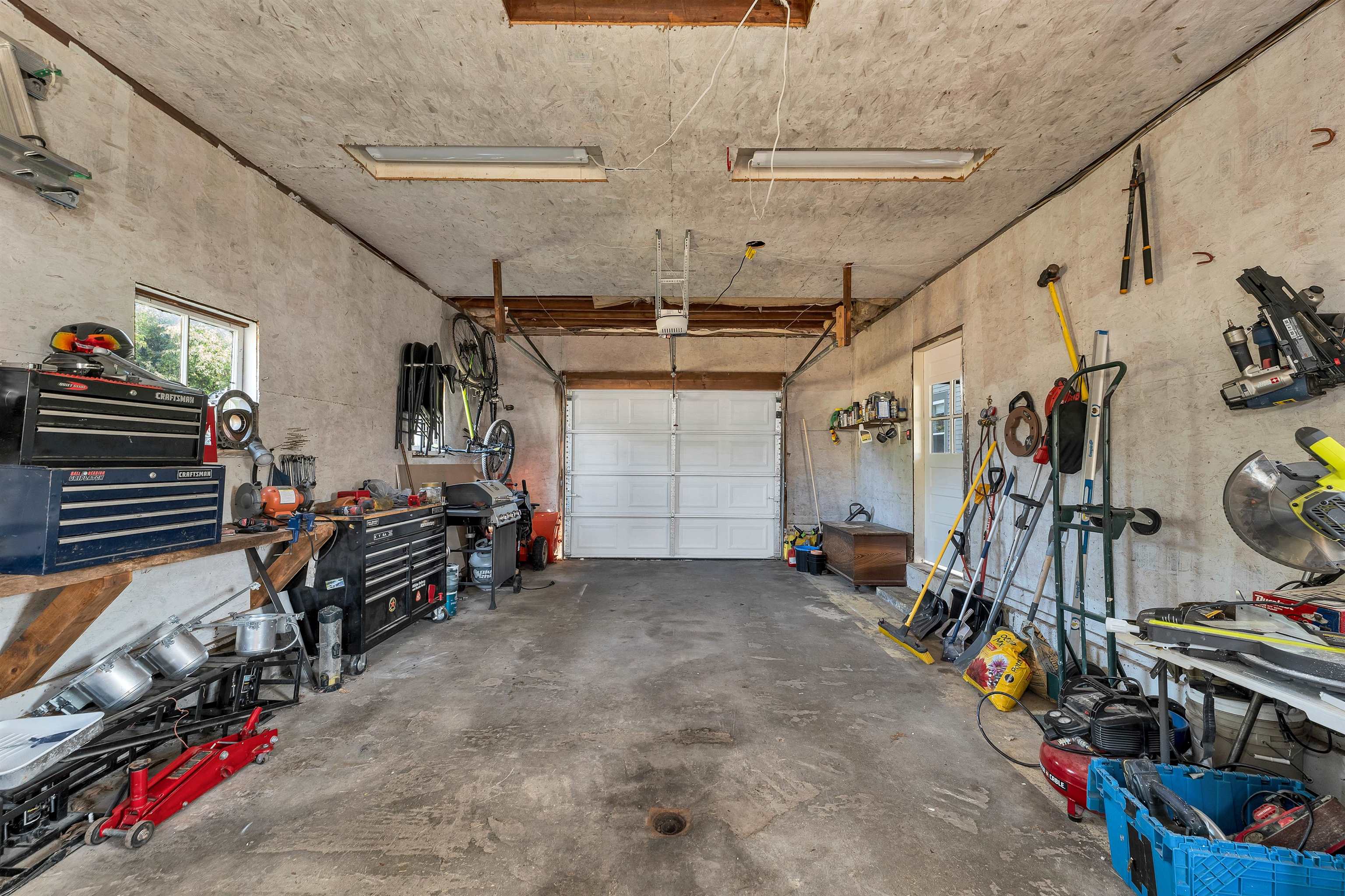 9 Hunt Avenue Franklin, NH 03235 - Photo 30 of 34