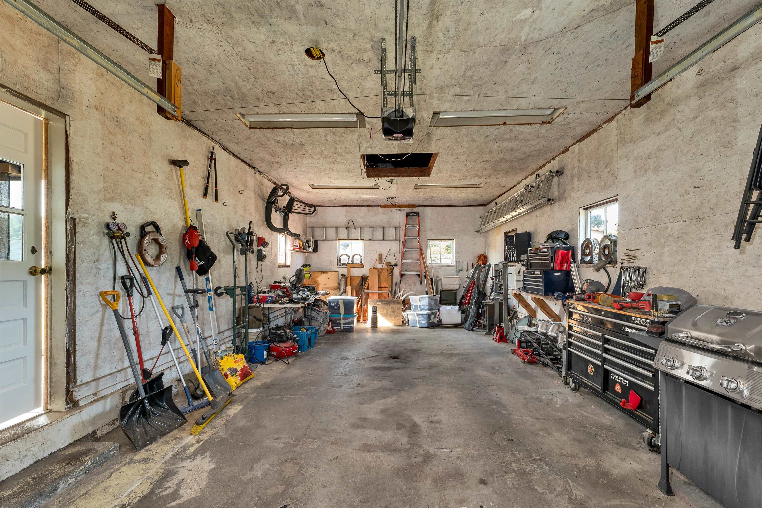 9 Hunt Avenue Franklin, NH 03235 - Photo 31 of 34