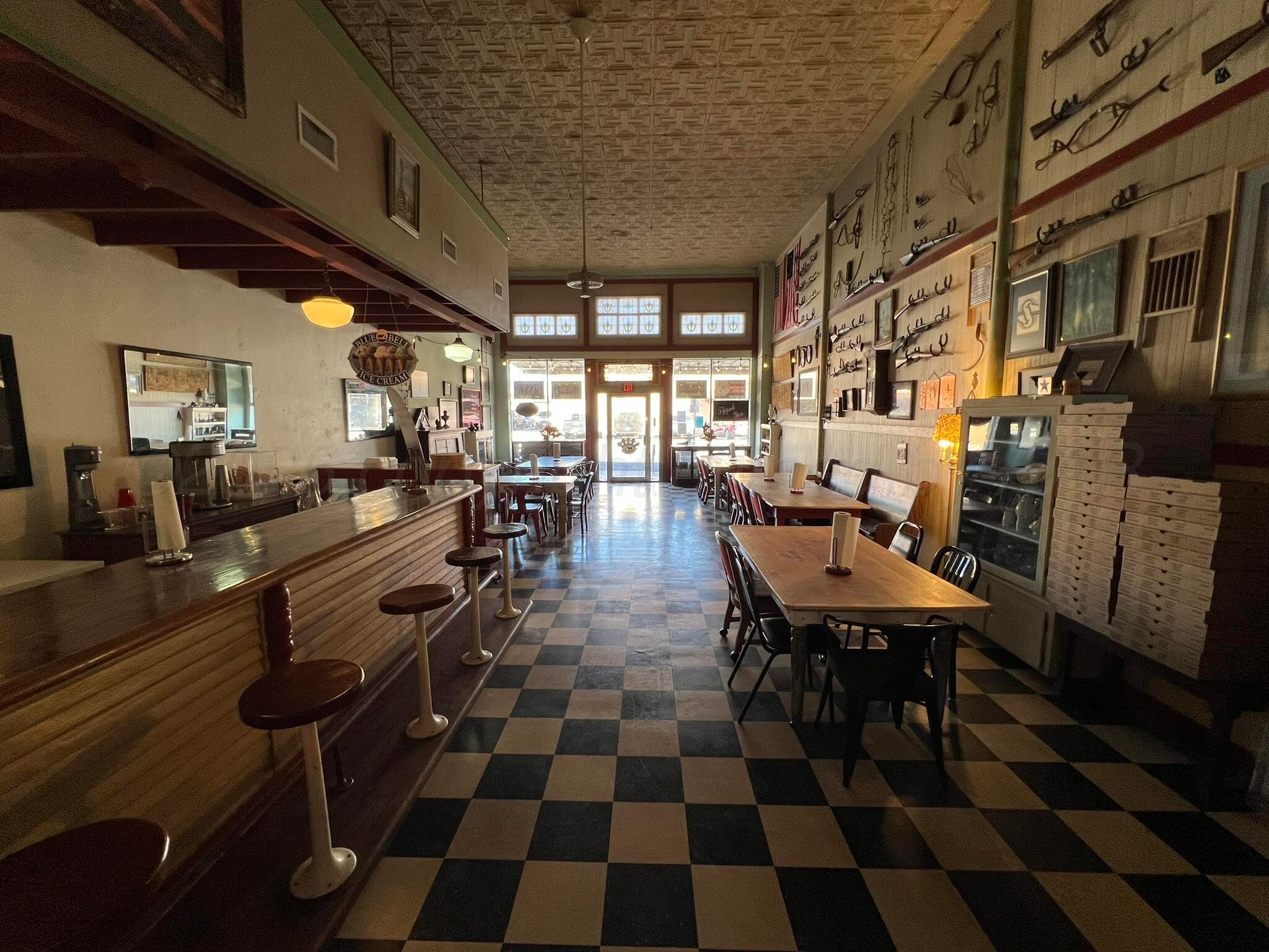 109 North Main Street Crowell, TX 79227 - Photo 13 of 40 IMG_0446