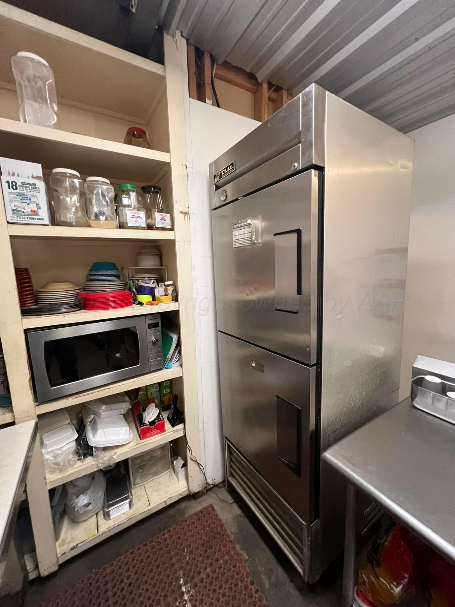 109 North Main Street Crowell, TX 79227 - Photo 17 of 40 IMG_0474