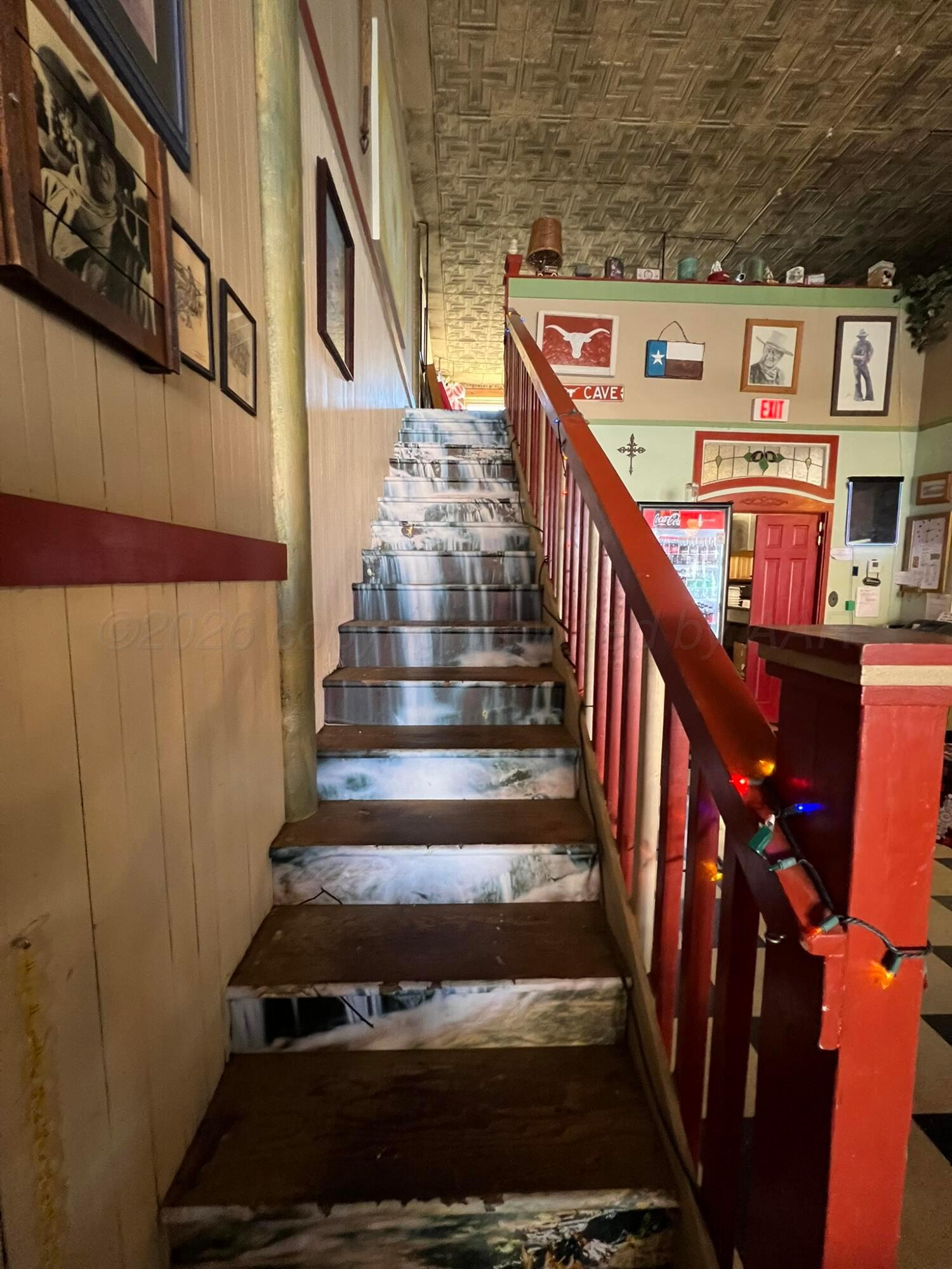 109 North Main Street Crowell, TX 79227 - Photo 22 of 40 IMG_0456