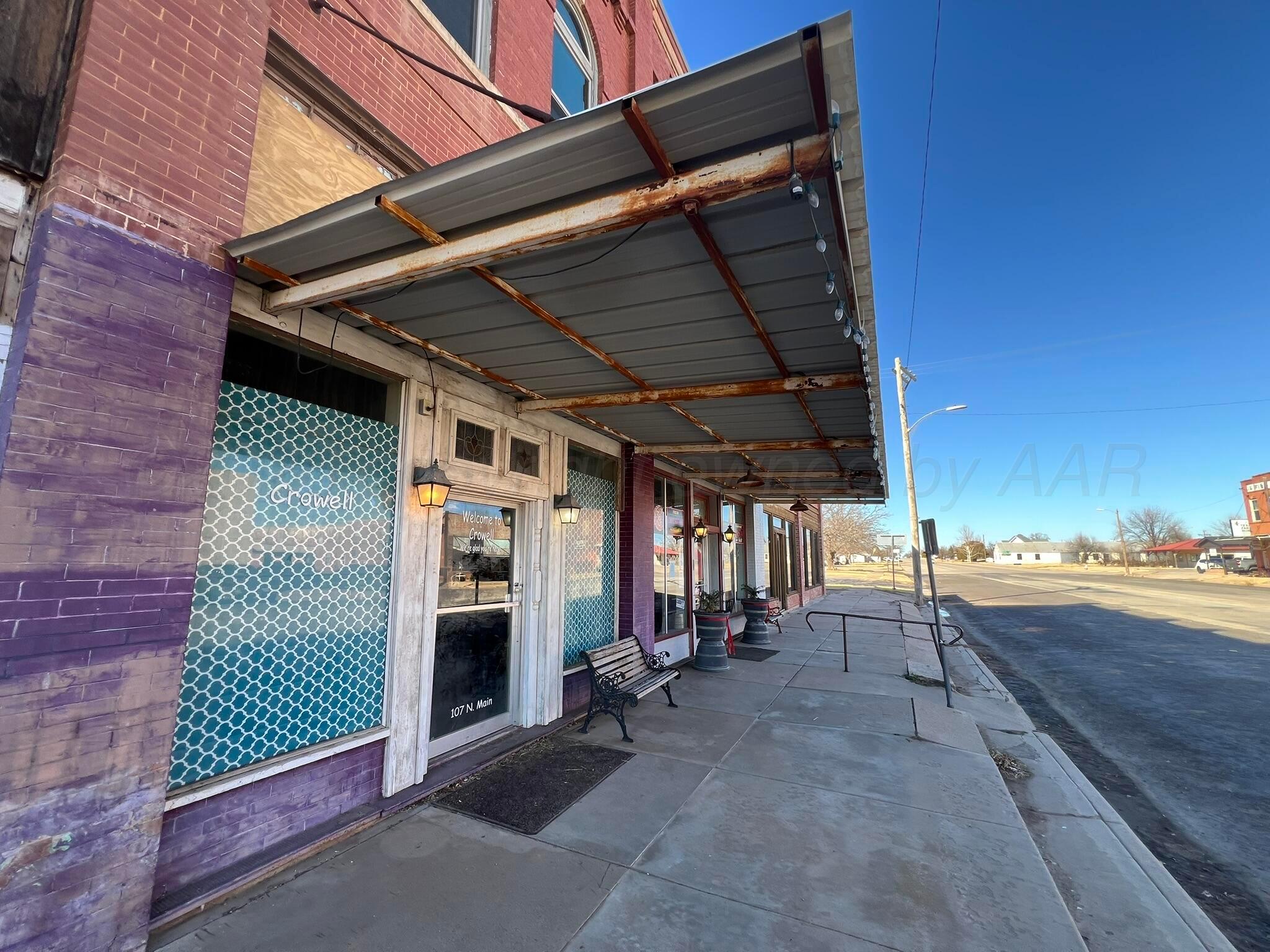 109 North Main Street Crowell, TX 79227 - Photo 3 of 40 IMG_0477