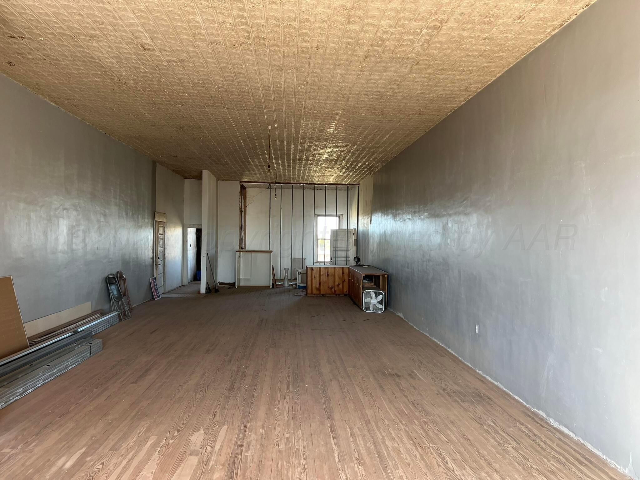 109 North Main Street Crowell, TX 79227 - Photo 37 of 40 IMG_6877