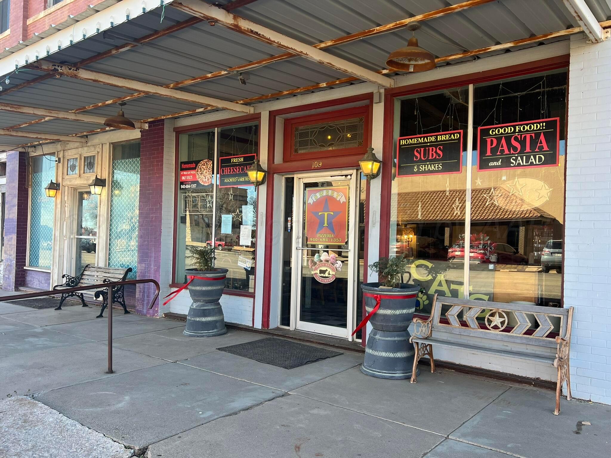 109 North Main Street Crowell, TX 79227 - Photo 5 of 40 IMG_0476