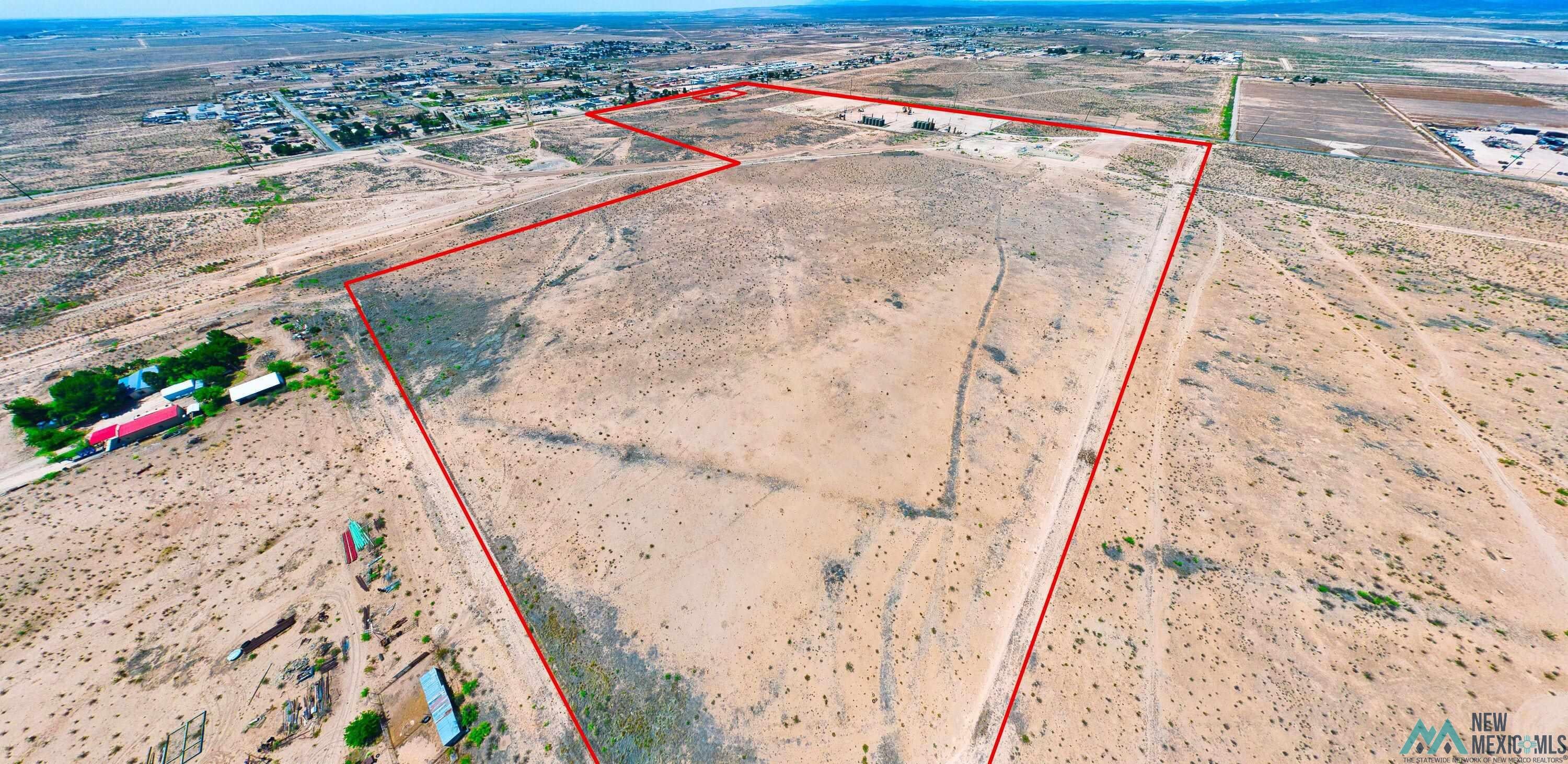 200 East Harkness Road Carlsbad, NM 88220 - Photo 11 of 17 Gallery Image 11