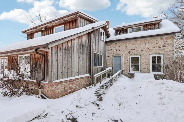 $650,000 | 6273 Pleasant Hill Drive, Trenton, WI 53095