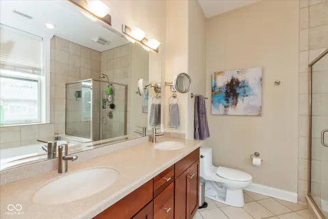 $285,000 | 2105 North Meridian Street, Unit 203, Indianapolis, IN 46202