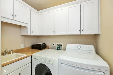$285,000 | 2105 North Meridian Street, Unit 203, Indianapolis, IN 46202