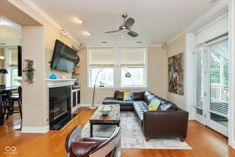 $285,000 | 2105 North Meridian Street, Unit 203, Indianapolis, IN 46202