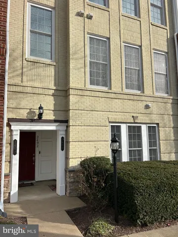 $3,000 | 2400 Brookmoor Lane, Woodbridge, VA 22191