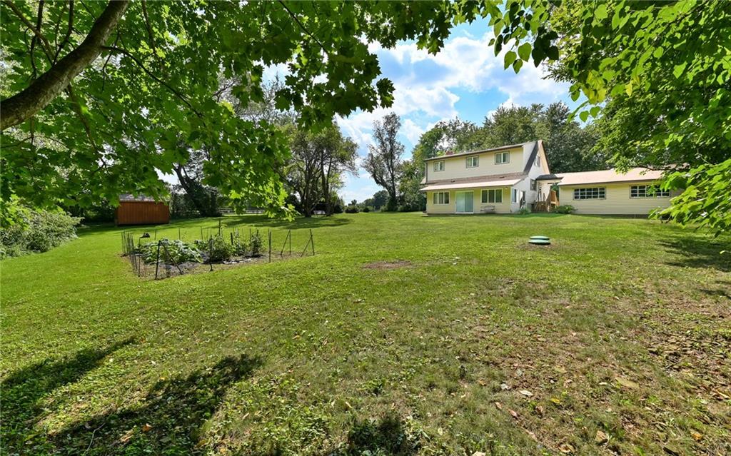 103 Big Knob Road New Brighton, PA 15066 - Photo 3 of 25 Gallery Image 3