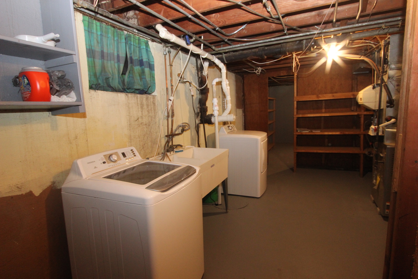 1464 Ridge Road Homewood, IL 60430 - Photo 14 of 16 a utility room with dryer and washer