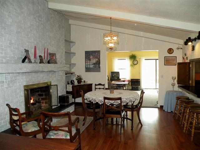 6787 East Cornelius Road Syracuse, IN 46567 - Photo 3 of 9 Gallery Image 3