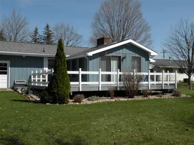 6787 East Cornelius Road Syracuse, IN 46567 - Photo 8 of 9 Gallery Image 8