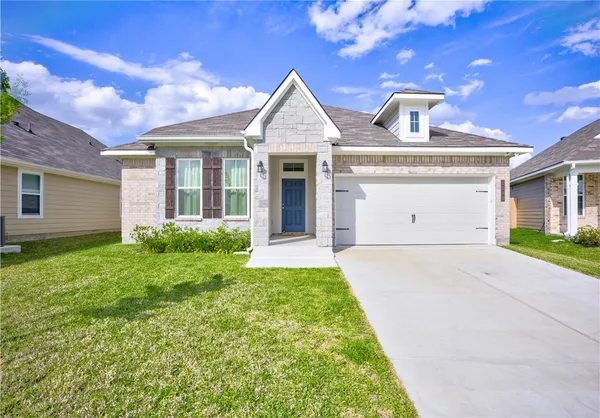 $2,150 | 2206 Hall Of Fame Court, Bryan, TX 77807