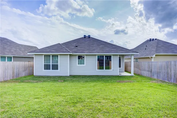 $2,150 | 2206 Hall Of Fame Court, Bryan, TX 77807