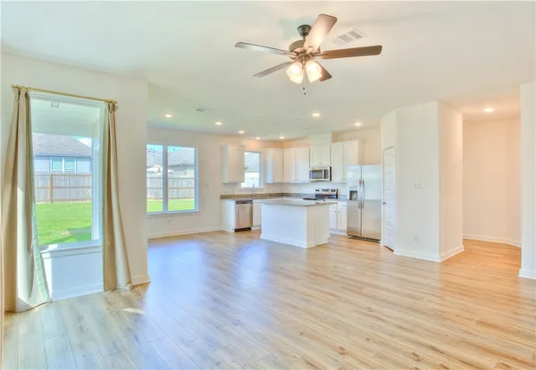 $2,150 | 2206 Hall Of Fame Court, Bryan, TX 77807