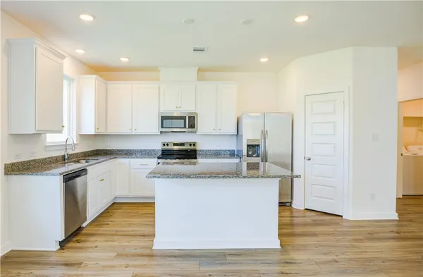 $2,150 | 2206 Hall Of Fame Court, Bryan, TX 77807