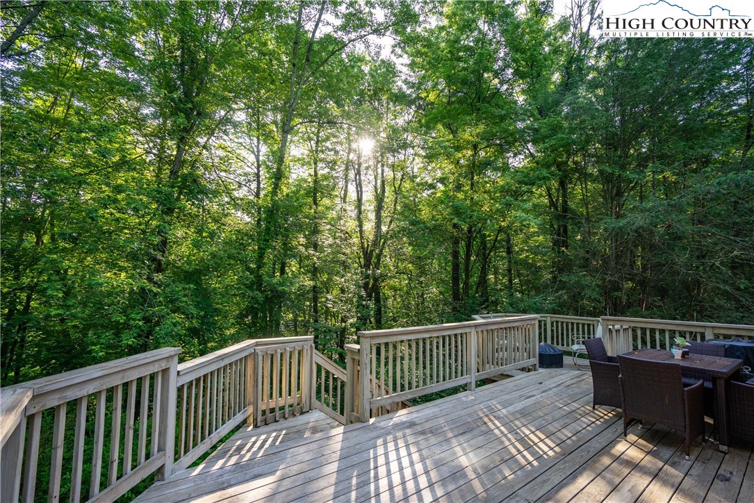 208 Rhododendron Lane Boone, NC 28607 - Photo 12 of 23 Gallery Image 12