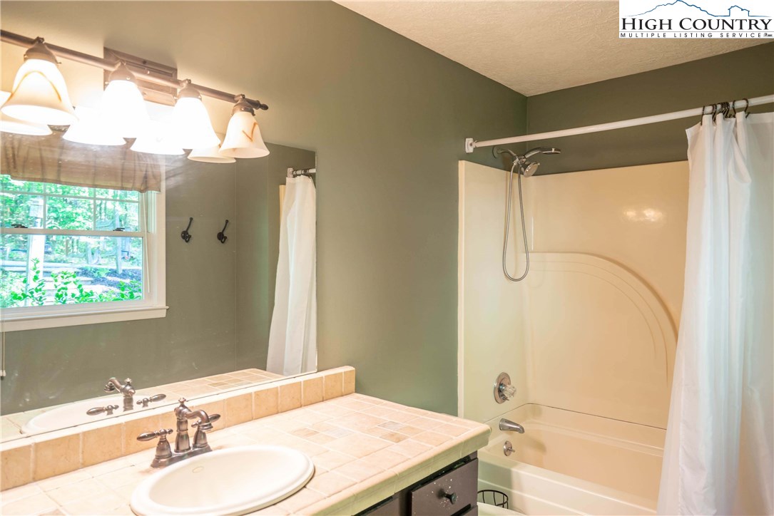 208 Rhododendron Lane Boone, NC 28607 - Photo 22 of 23 Gallery Image 22