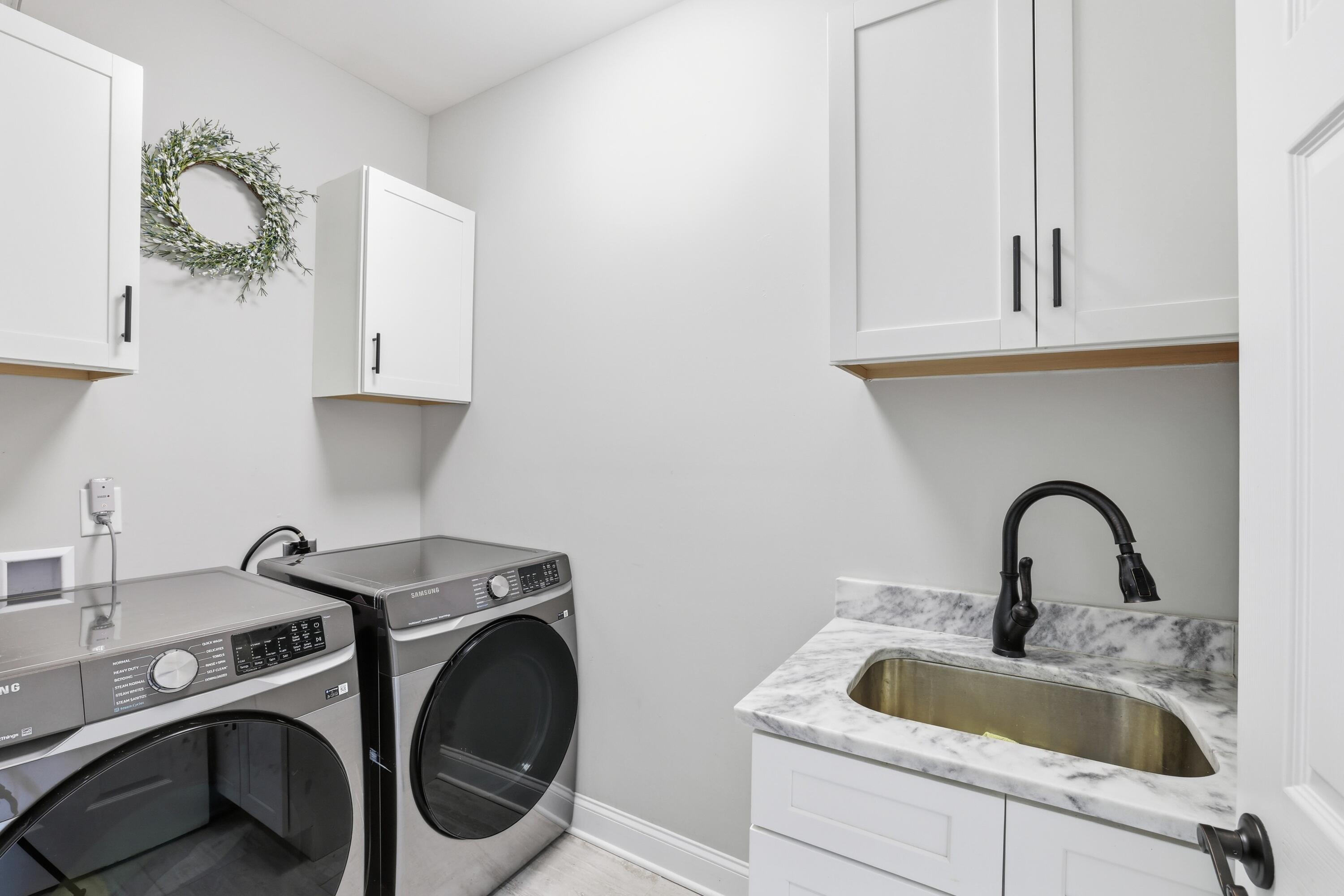 5834 Caney Ridge Circle Ooltewah, TN 37363 - Photo 10 of 30 Luxury Laundry Room