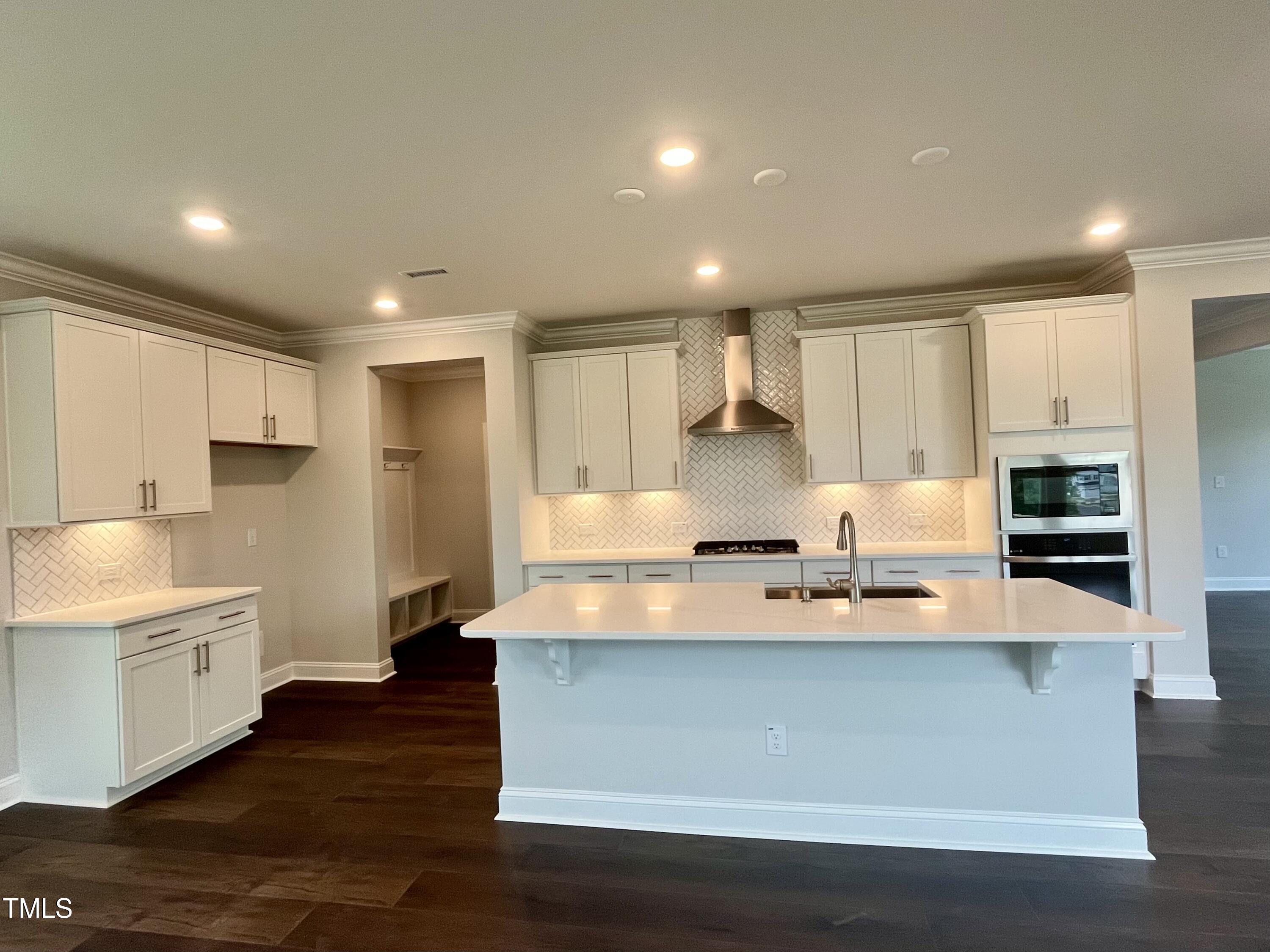 744 Emerald Bay Circle Raleigh, NC 27610 - Photo 3 of 38 Eastman # 7 Kitchen