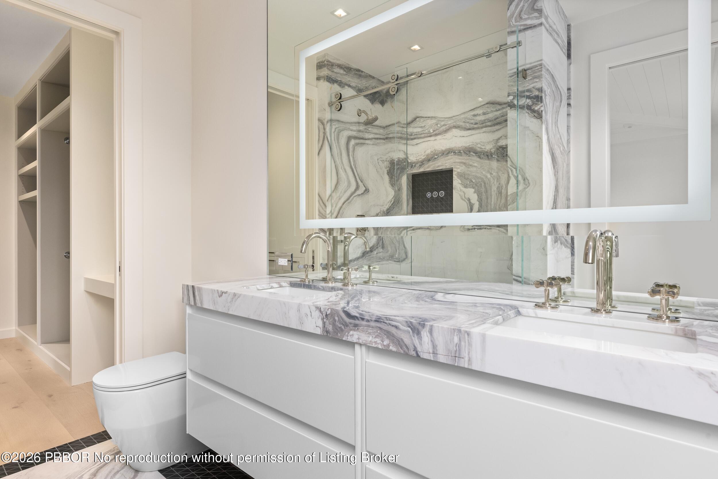 301 Plantation Road Palm Beach, FL 33480 - Photo 71 of 84 Guest Bath 2