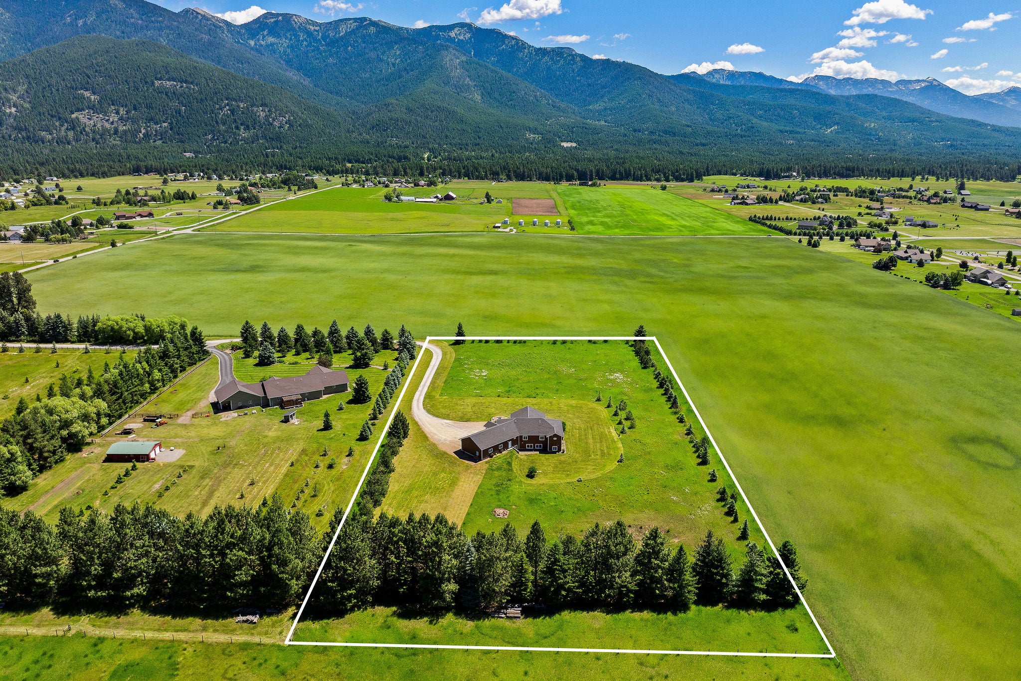 44 Playa Grande Road Kalispell, MT 59901 - Photo 3 of 76 Gallery Image 3