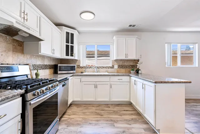 $749,000 | 2418 West Lincoln Street, Long Beach, CA 90810