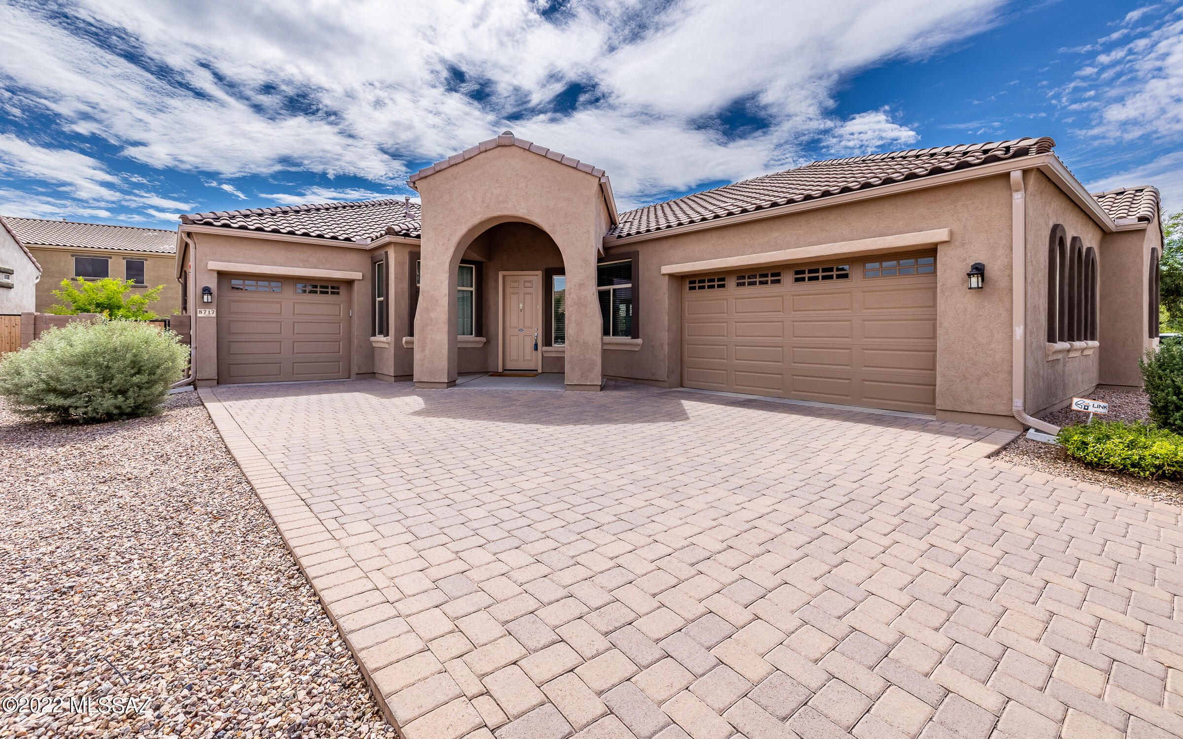 8717 West Hanbury Road Marana, AZ 85653 - Photo 1 of 41