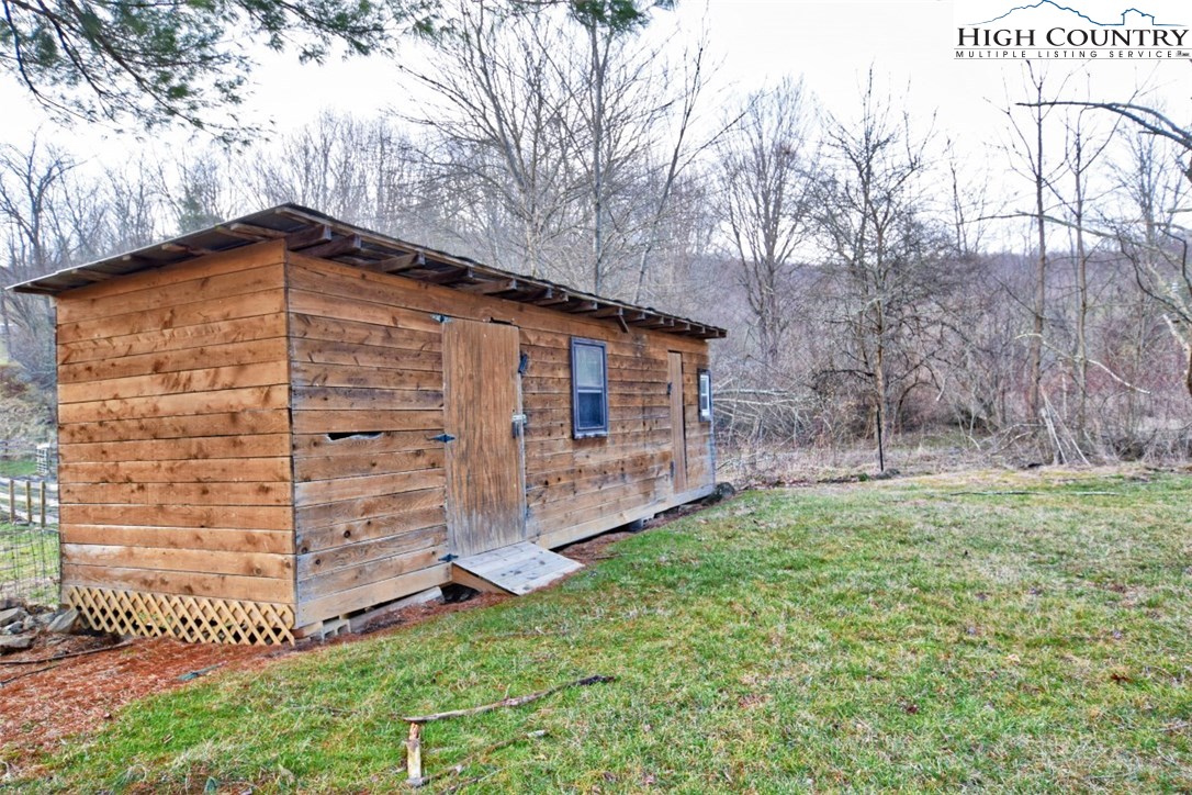 387 Milt Houck Road Todd, NC 28684 - Photo 14 of 16 Gallery Image 14