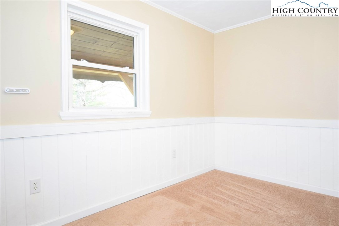 387 Milt Houck Road Todd, NC 28684 - Photo 9 of 16 Gallery Image 9