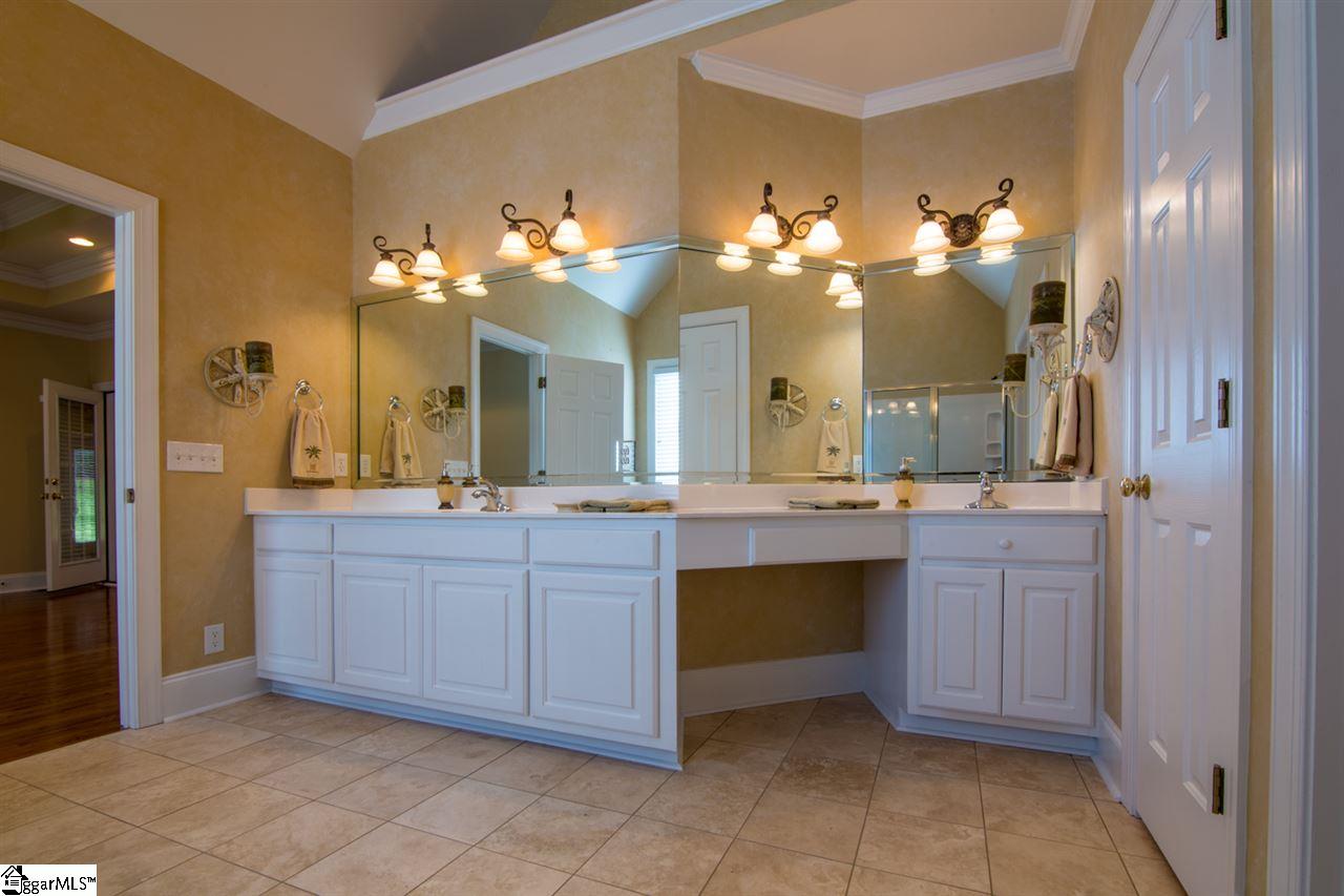 124 Birch River Road Greenville, SC 29611 - Photo 16 of 35 Gallery Image 16