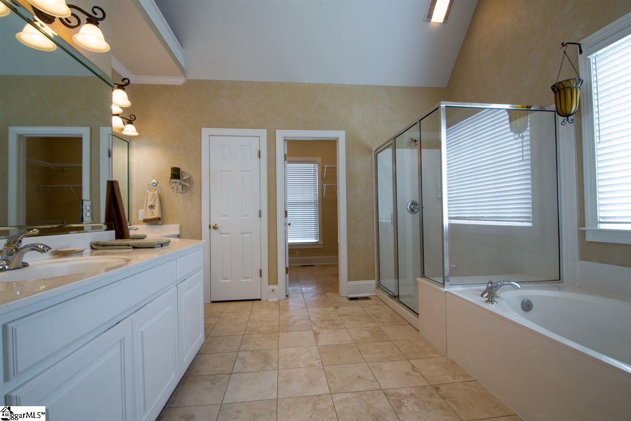 124 Birch River Road Greenville, SC 29611 - Photo 18 of 35 Gallery Image 18