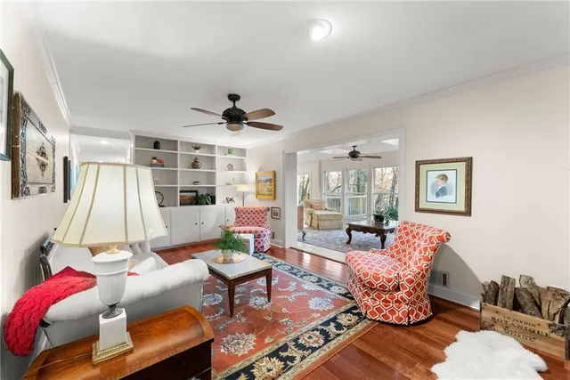 $499,000 | 825 Northwest Beverly Drive, Gainesville, GA 30501