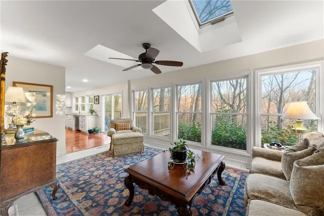 $499,000 | 825 Northwest Beverly Drive, Gainesville, GA 30501