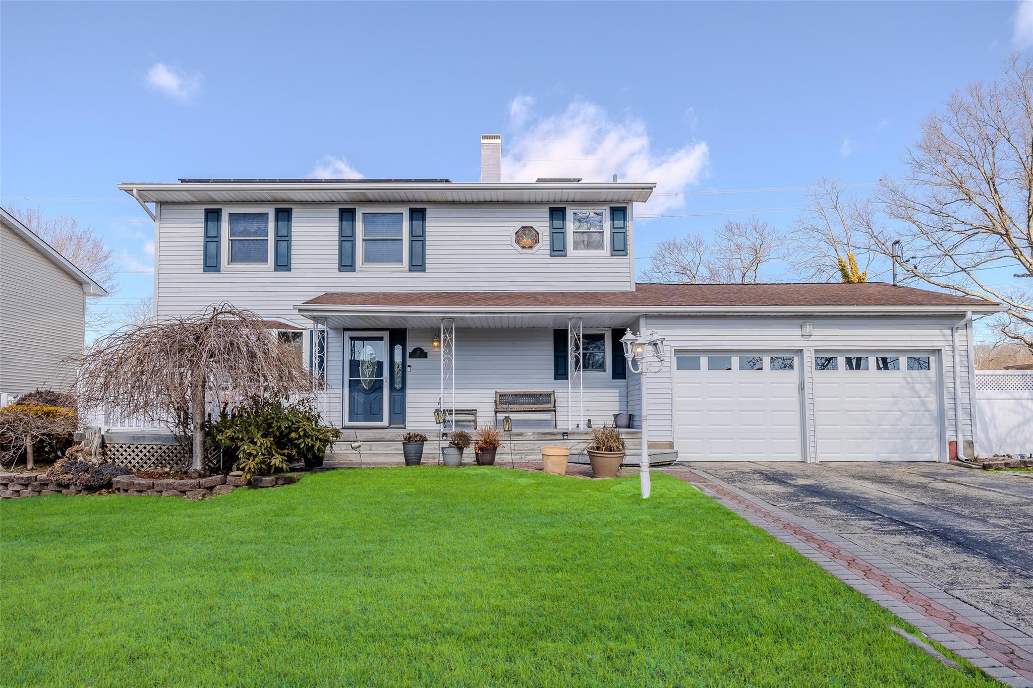 25 Coleridge Road Holbrook, NY 11741 - Photo 1 of 1 Gallery Image 1