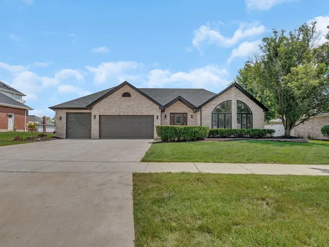 $734,900 | 19411 Baron Road, Mokena, IL 60448