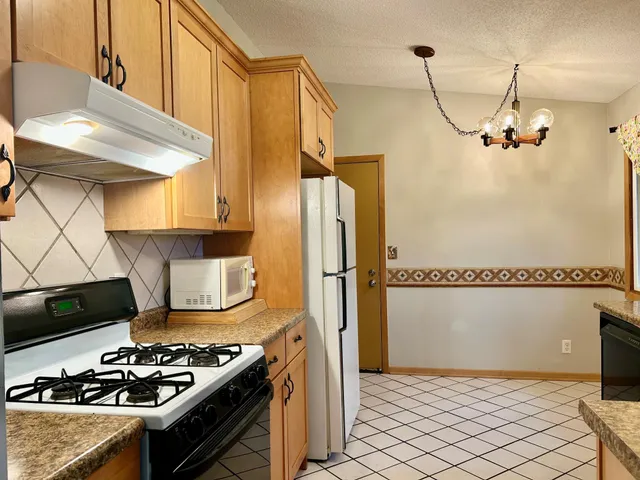 $225,000 | 6245 Annapolis Lane North, Maple Grove, MN 55311