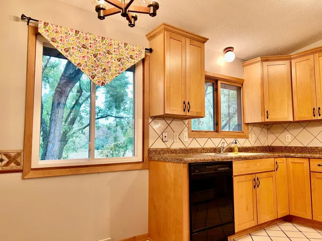 $225,000 | 6245 Annapolis Lane North, Maple Grove, MN 55311