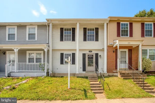 $359,900 | 1903 Fort Monroe Court, Dumfries, VA 22026
